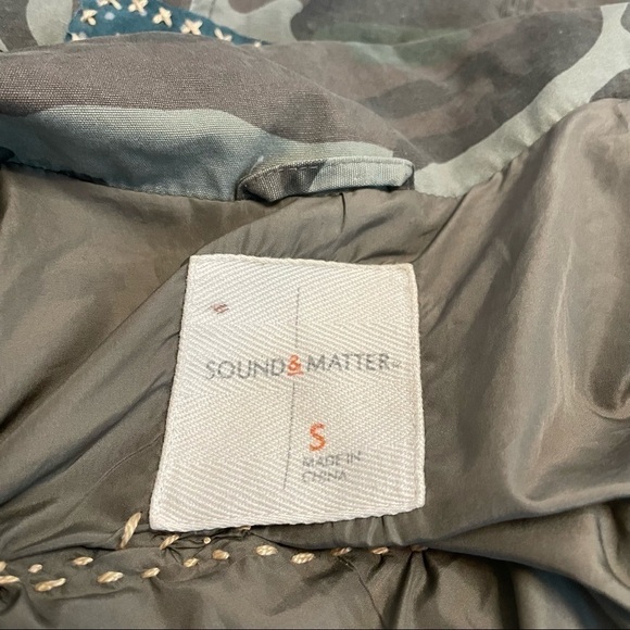 Sound and Matter Camo Utility Jacket Size Small - Picture 4 of 4